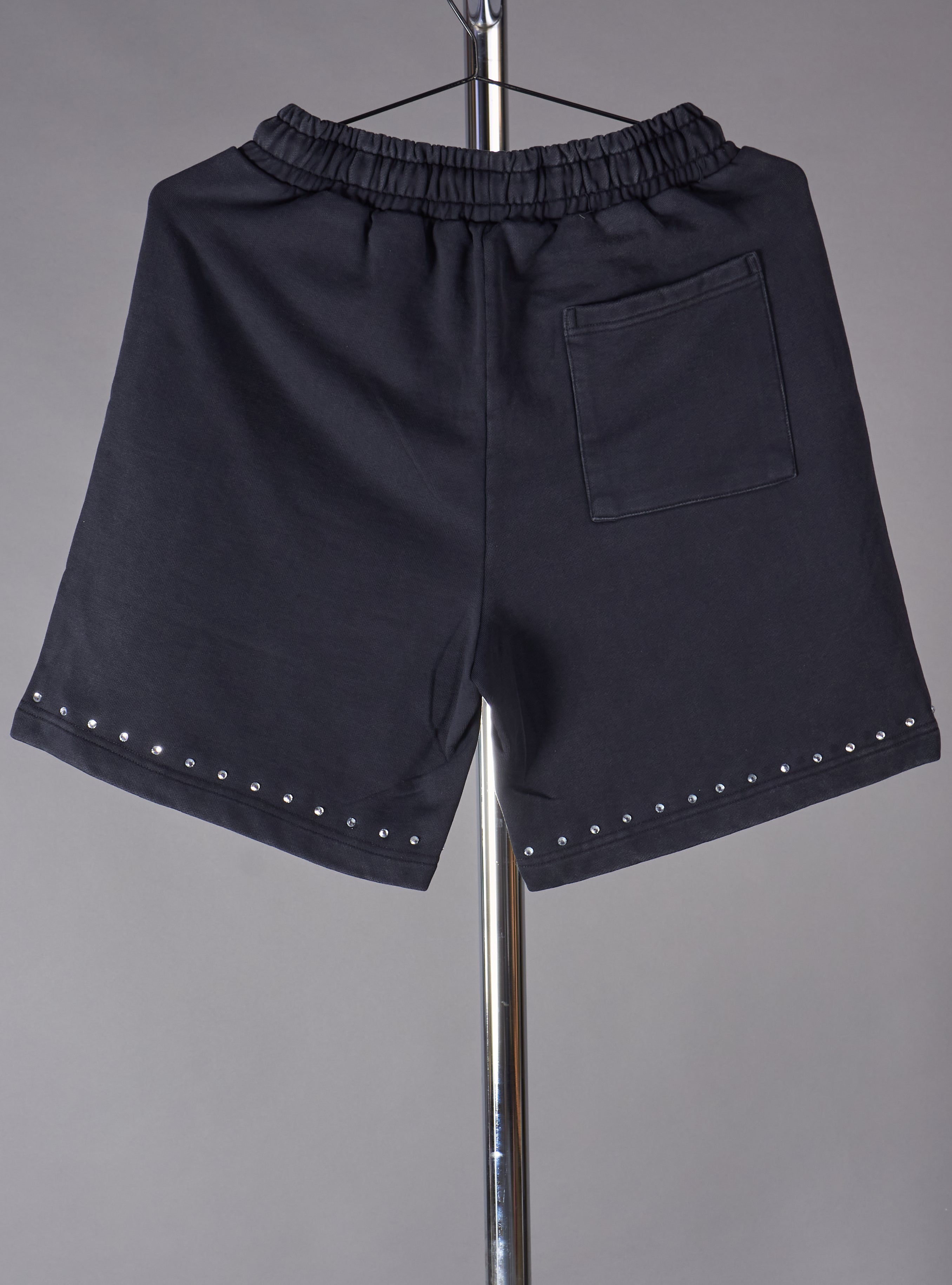 Young Saint Sweatshort - Nova - Black - 903