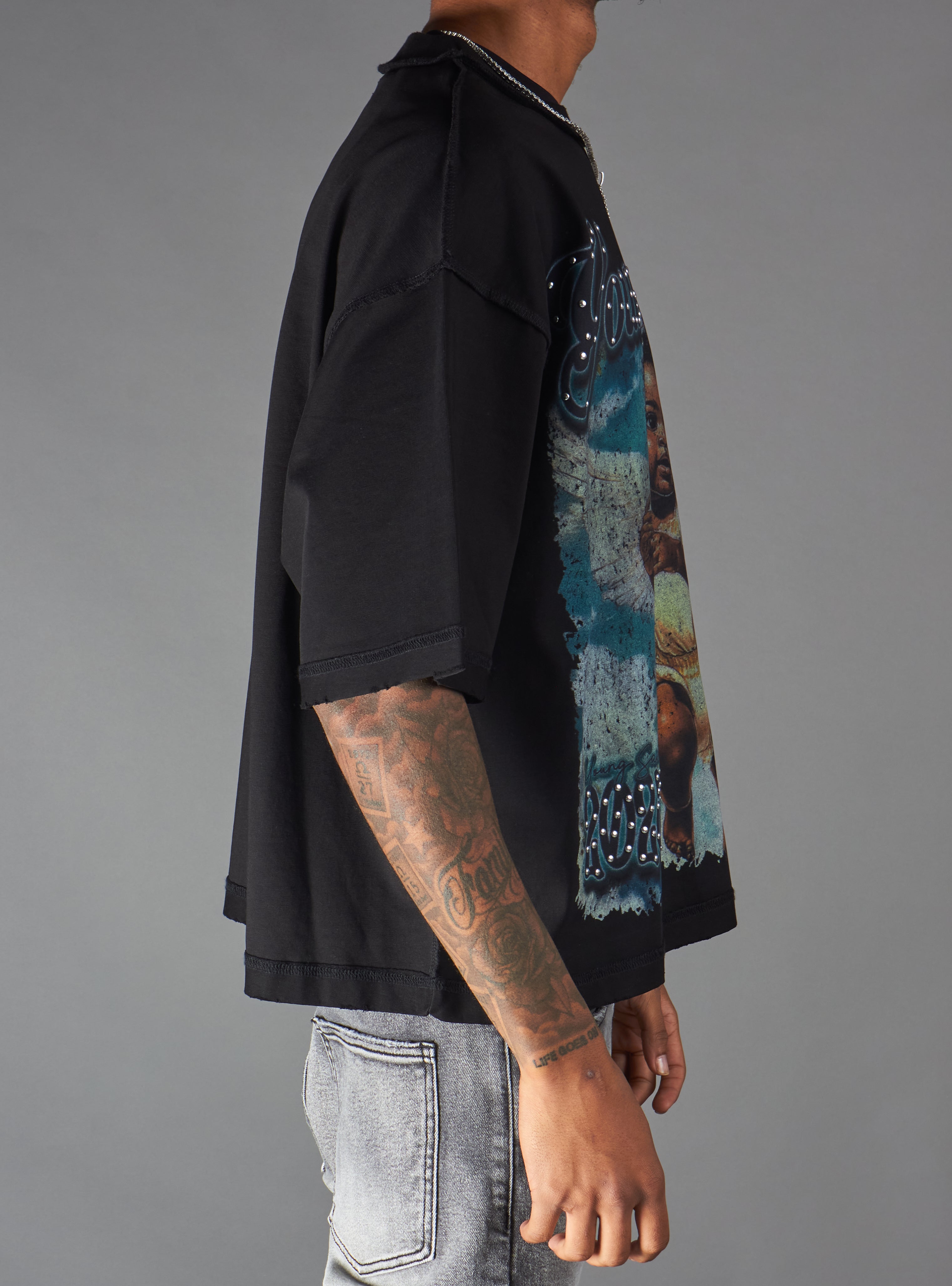 Young Saint T-Shirt - Spire - Black - 112