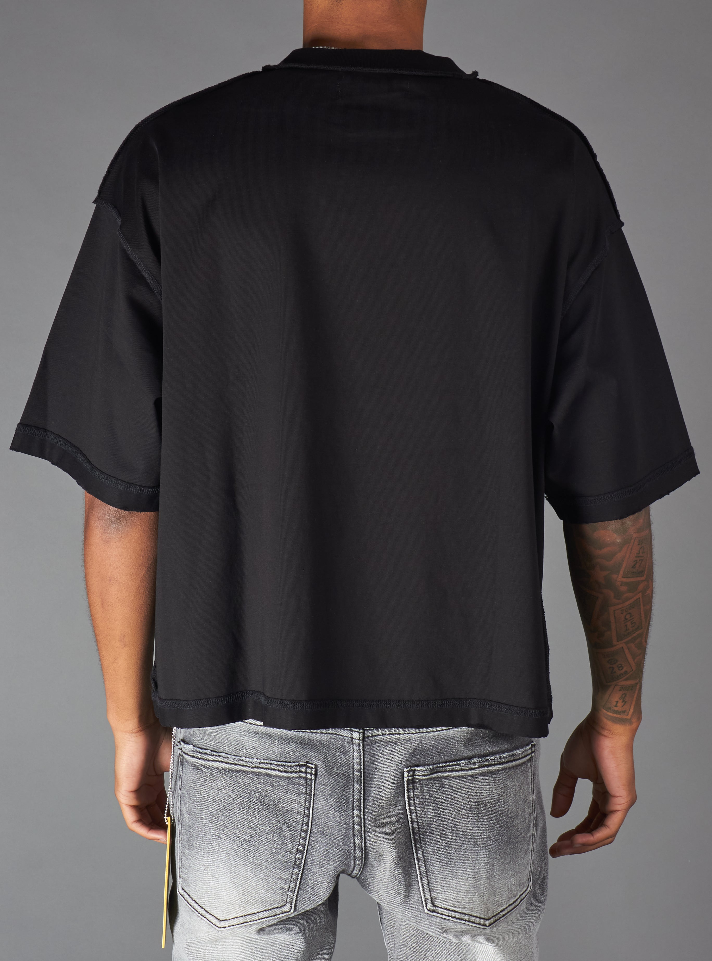 Young Saint T-Shirt - Spire - Black - 112