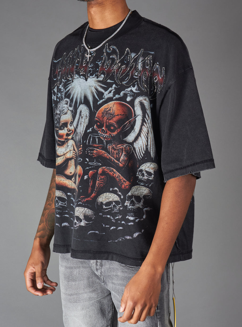 Young Saint T-Shirt - Veil - Black - 523